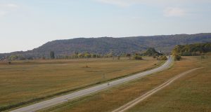 A Vértes fontosabb útvonalai: a 8126-os út