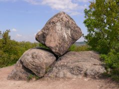 Látnivaló-kirándulóhely környékünkön: Pákozdi-ingókövek természetvédelmi terület