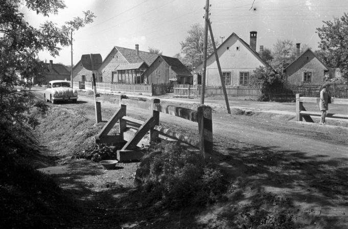 Ilyen volt Vértesacsa 70 éve – Képek