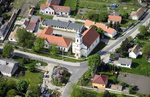 A Vértes környékének fontosabb közútjai: 8135-ös út