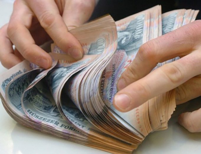 Kétmilliárd forint vagyoni hátrányt okozott a költségvetésnek egy bűnszervezet (Videóval)
