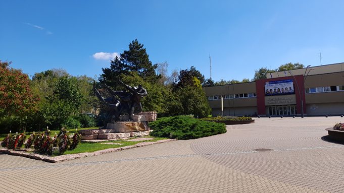 Ma 70 éve város Oroszlány – Időkapszulát helyeznek el a főtéren