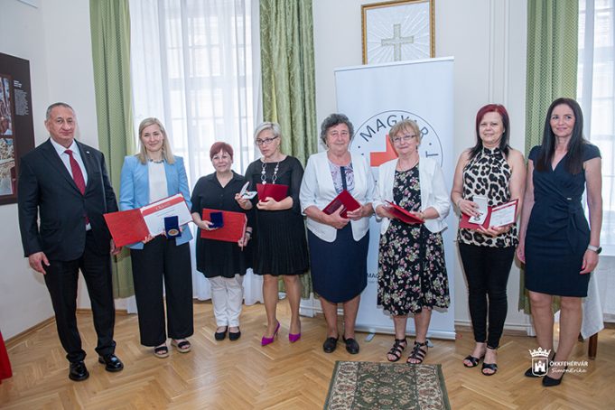 Térségbeli önkénteseket tüntetett ki a Vöröskereszt