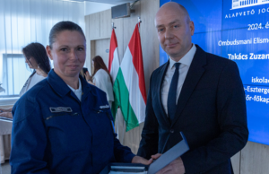 Kitüntették az iskolaőrt