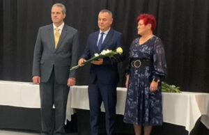 Csákvári intézményvezető elismerése