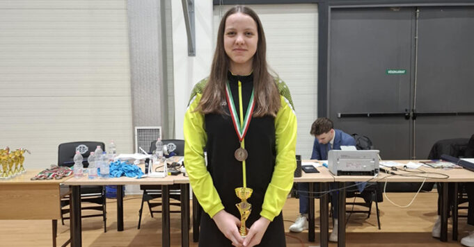 Újra dobogóra állhatott