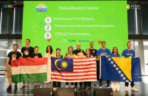 Bronzérmet szerzett a világ egyik legrangosabb robotépítési versenyén a Tatai Református Gimnázium csapata