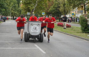 Taroltak a tűzoltók a bányásznapi csilletoló versenyeken