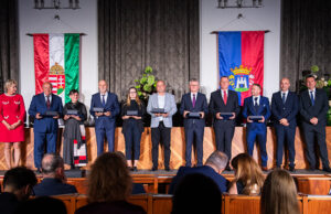 Díjat kapott a csákberényi cégvezető