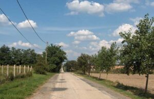 Felújítják a Felsődobosra vezető bekötőutat