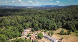 Erdei ifjúsági szállást alakított ki Mindszentpusztán a Vérteserdő Zrt.